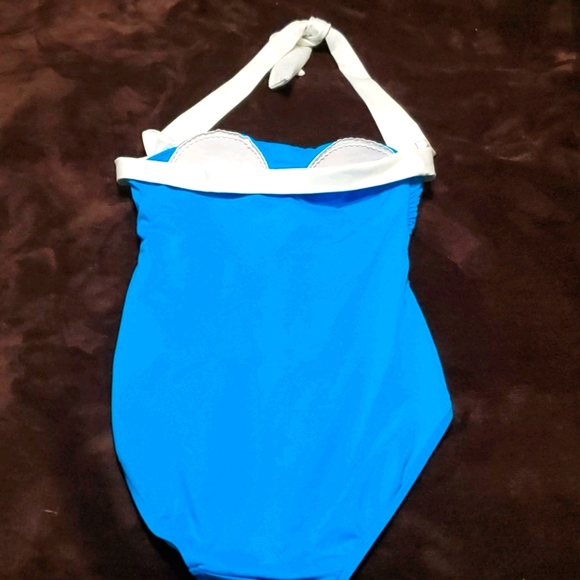 Bathing Suit - Picture 3 of 6